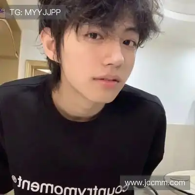 秋焰蓓